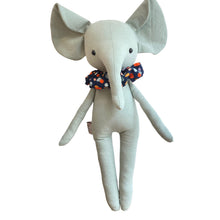 Φόρτωση εικόνας στο εργαλείο προβολής Συλλογής, υφασμάτινα ελεφαντάκια / Elephant heirloom dolls
