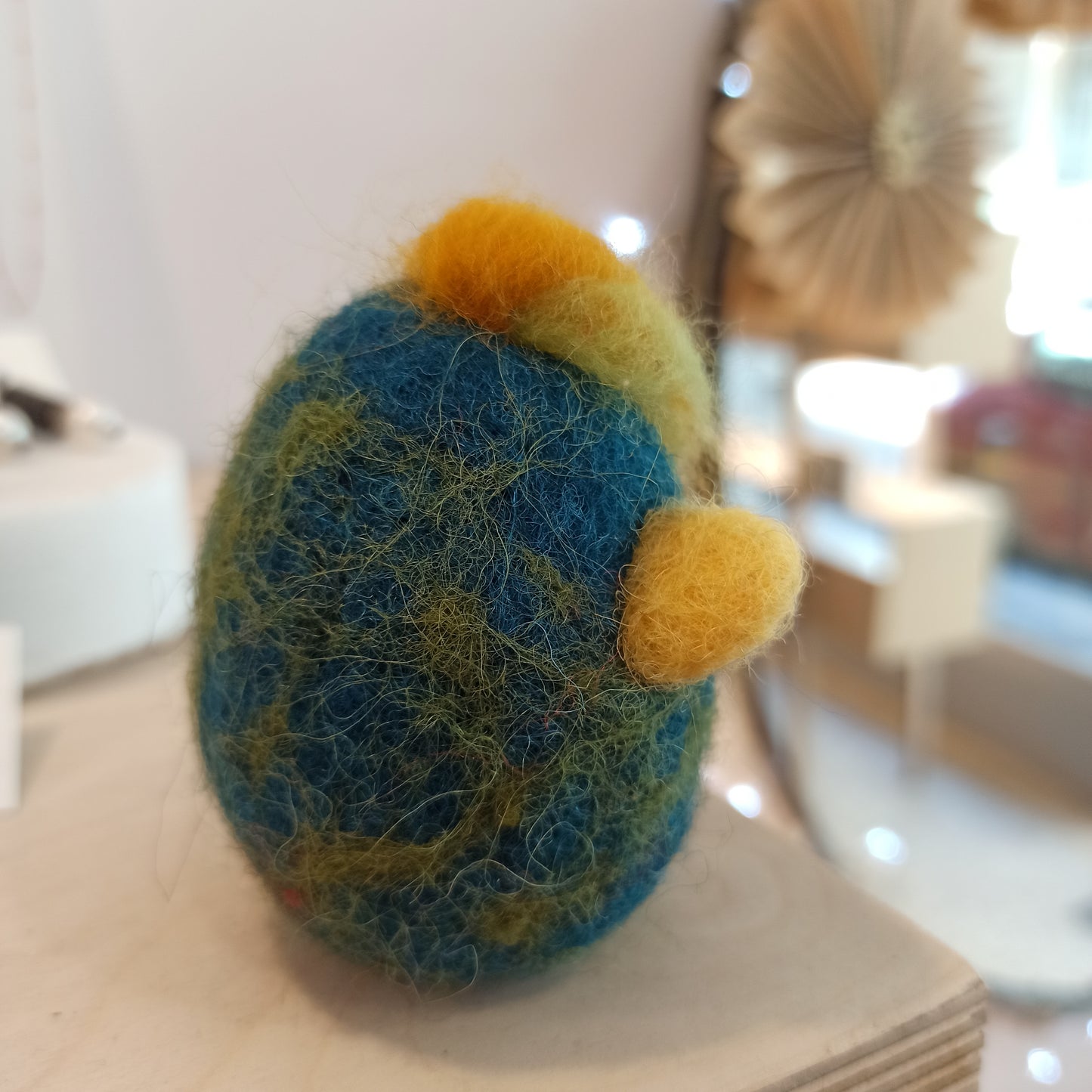 φελτ "αυγο-ζωάκι" / felted "egg-animal"